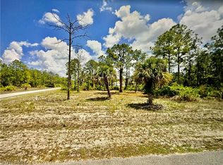 2600 E 13th St, Lehigh Acres, FL 33972