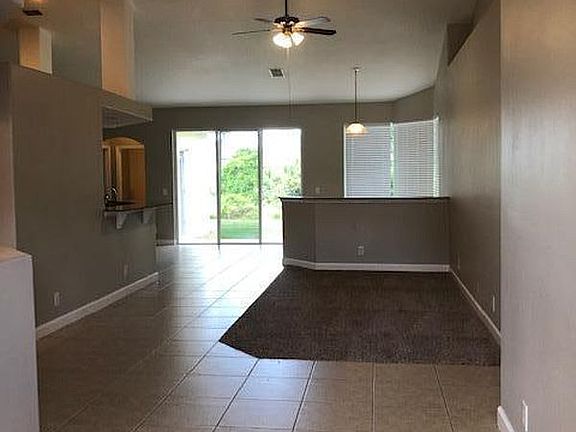 2nd image of 262 SW Elderberry Dr