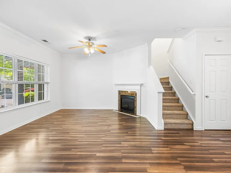 3053 Summerfield Ridge Ln — Photo 5