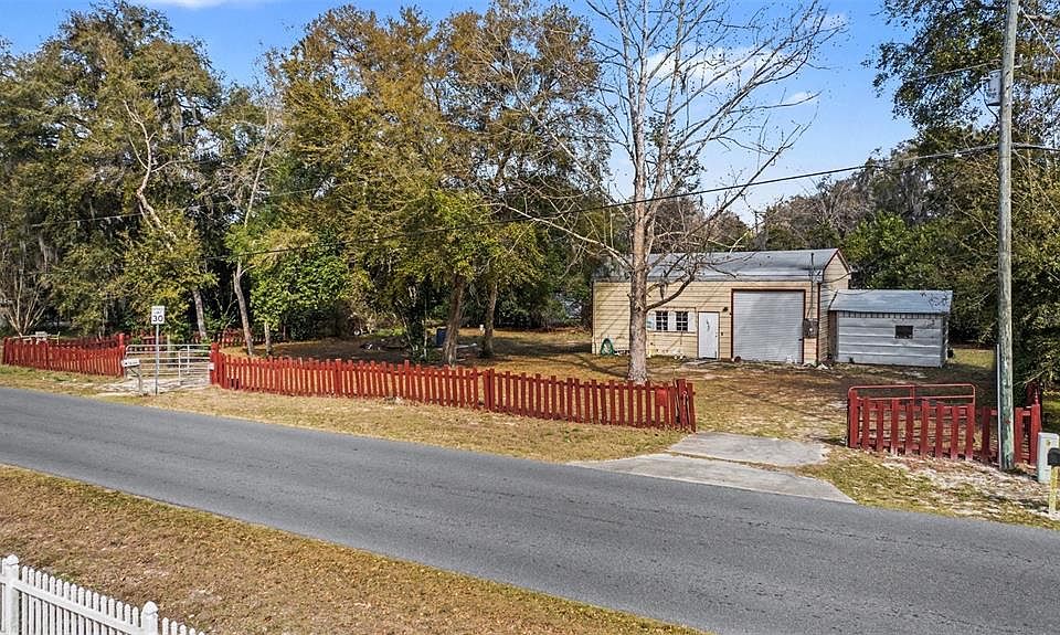 1st image of 10581 E BUCK LANE