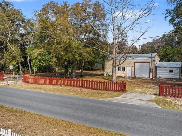 10581 E Buck Ln, Floral City, FL 34436