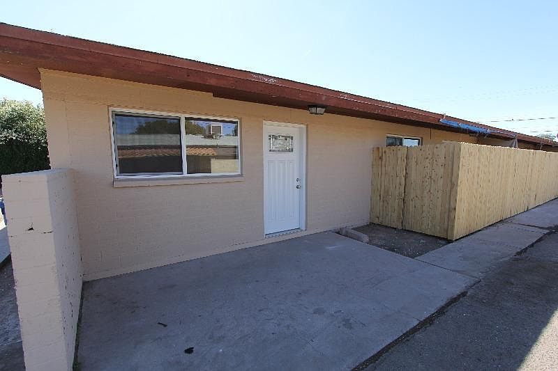 1st image of 625 E Marilyn Ave APT A