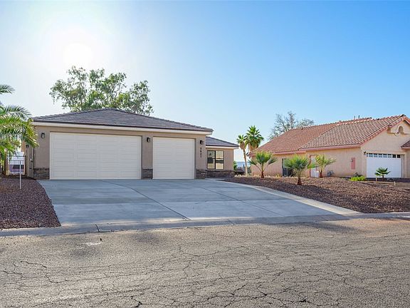 4th image of 5627 S Club House Drive