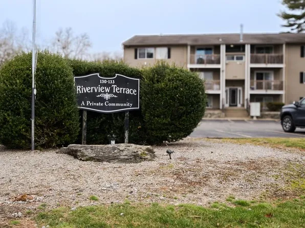 131 Fordson Ave APT 7, Cranston, RI 02910