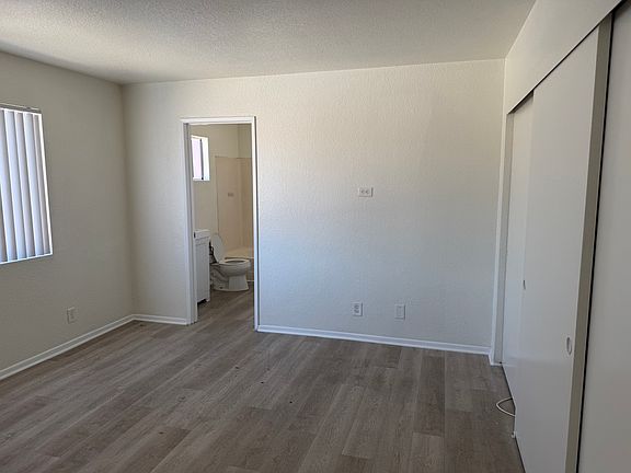 4th image of 4724 W 173rd St APT D