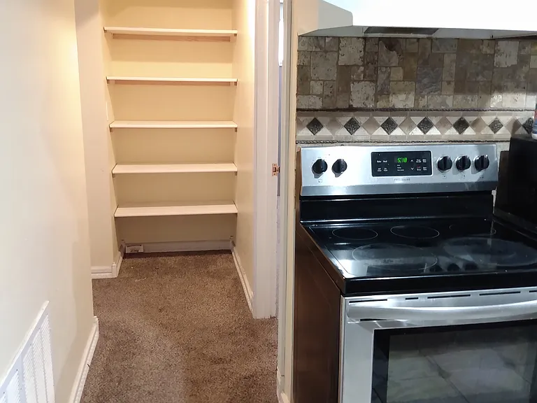 118 E 7420 S — Photo 16