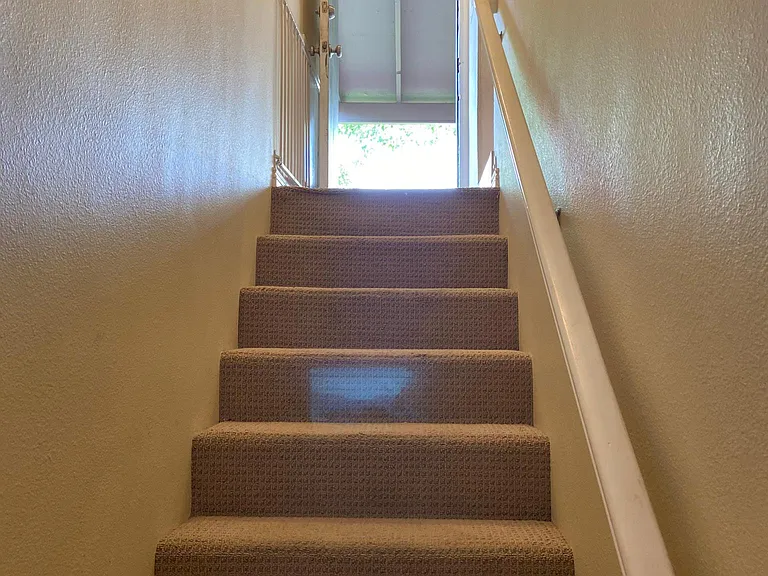 1166 S Jackson St — Photo 20