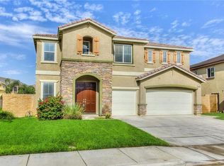 7207 Beckett Field Ln, Eastvale, CA 92880