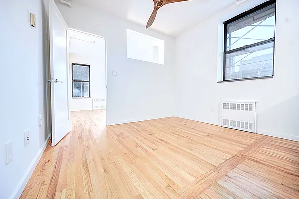 Rented by Urbane Brokerage | media 5