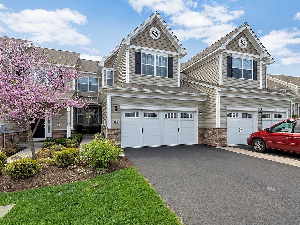 14 Pritchard Ct, Fishkill, NY 12524 Zillow