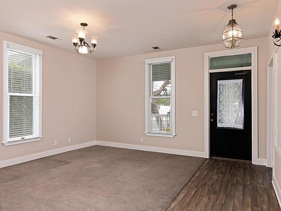5th image of 180 S Palm St APT A