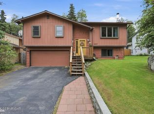 12457 Crested Butte Dr, Eagle River, AK 99577