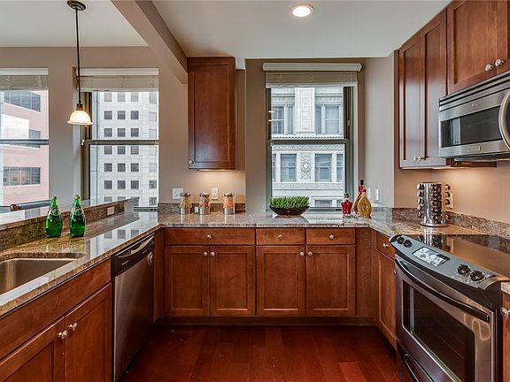 4th image of 314 N Broadway Ave #1606