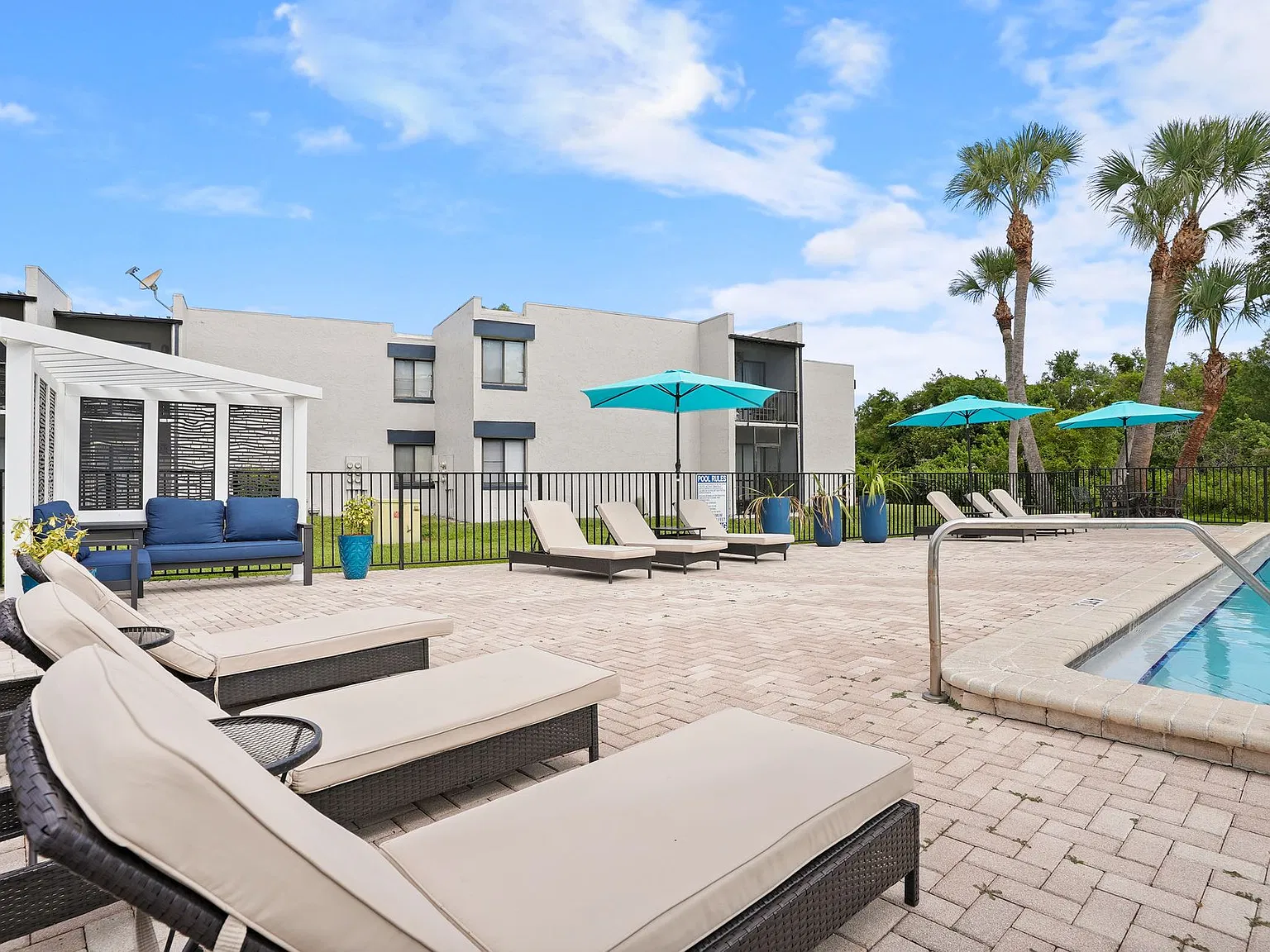 Elare Apartment Homes — Photo 3