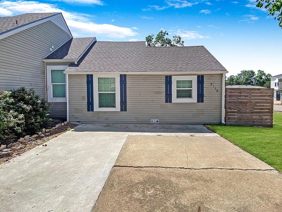 1st image of 813 S Coulter Dr