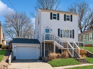 216 E 13th St N, Newton, IA
