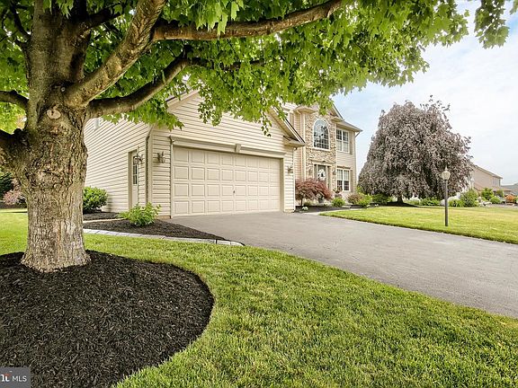 2nd image of 5425 Barbara Dr