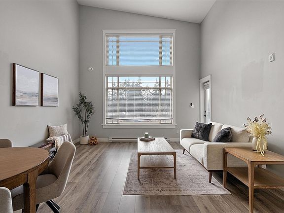 2nd image of 844 Goldstream Ave #403