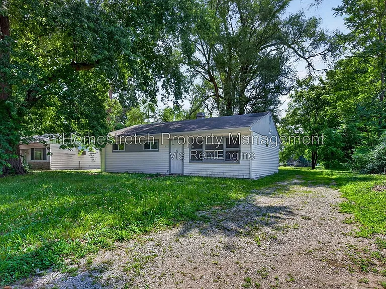 6 Amelia Dr — Photo 4
