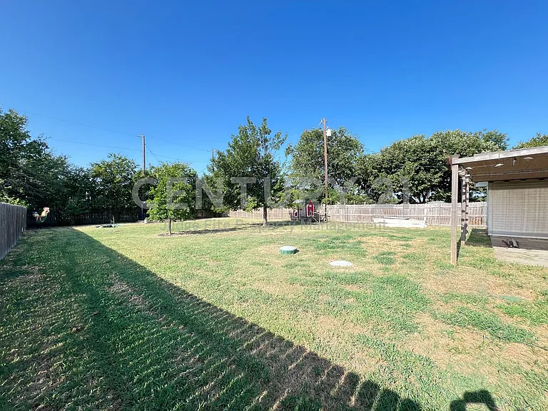 631 Stagecoach Dr — Photo 21