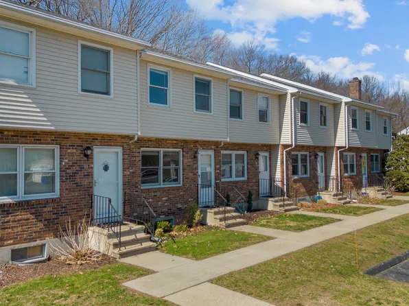 10 Vintner Place #10, Enfield, CT 06082