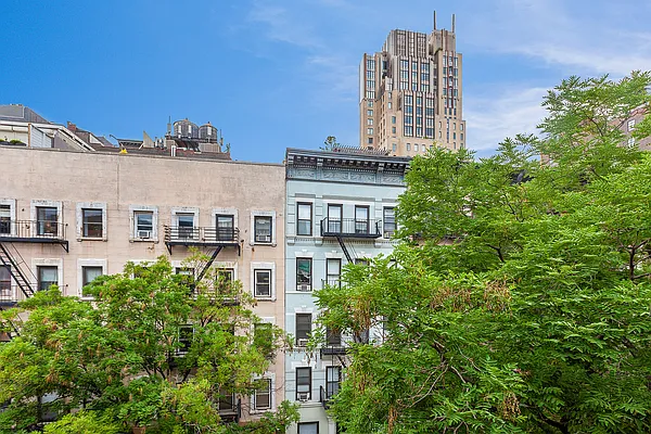 Rented by Compass | media 5