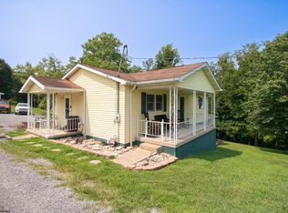 84 Boxwood Dr, Clarksburg, WV 26301