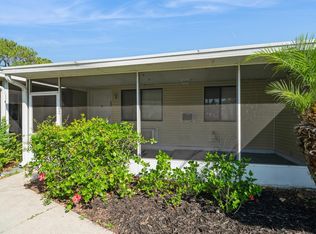 555 7th Pl, Vero Beach, FL 32962