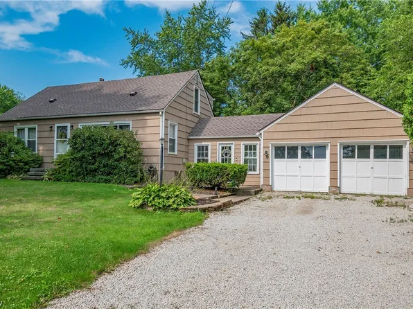 4694 S Hametown Rd, Norton, OH 44203