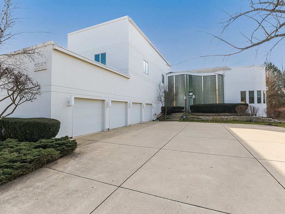 1st image of 3961 Greenacre Dr