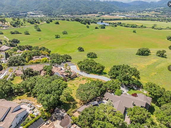 4th image of 2391 Mantelli Dr