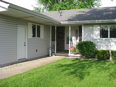 4th image of 1270 Hartley Ave