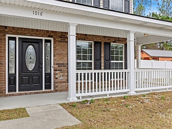 4th image of 1016 Miles Crossing