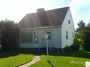 5530 W 8th St, Duluth, MN 55807