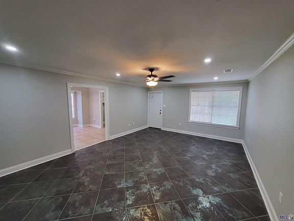 3rd image of 14316 Winslow Dr