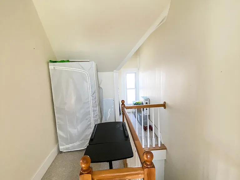 101 Magoun Ave #101 — Photo 4