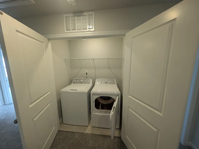 Washer Closet