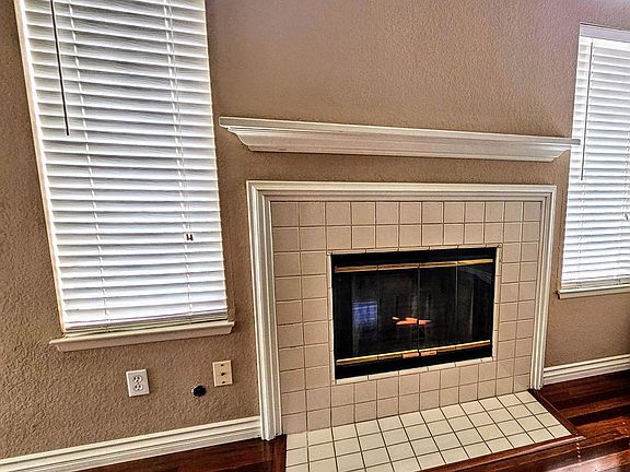 5th image of 8429 Snow View Pl