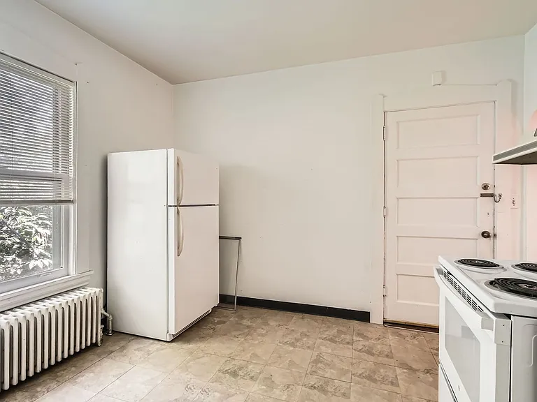 707 Grand Ave — Photo 10