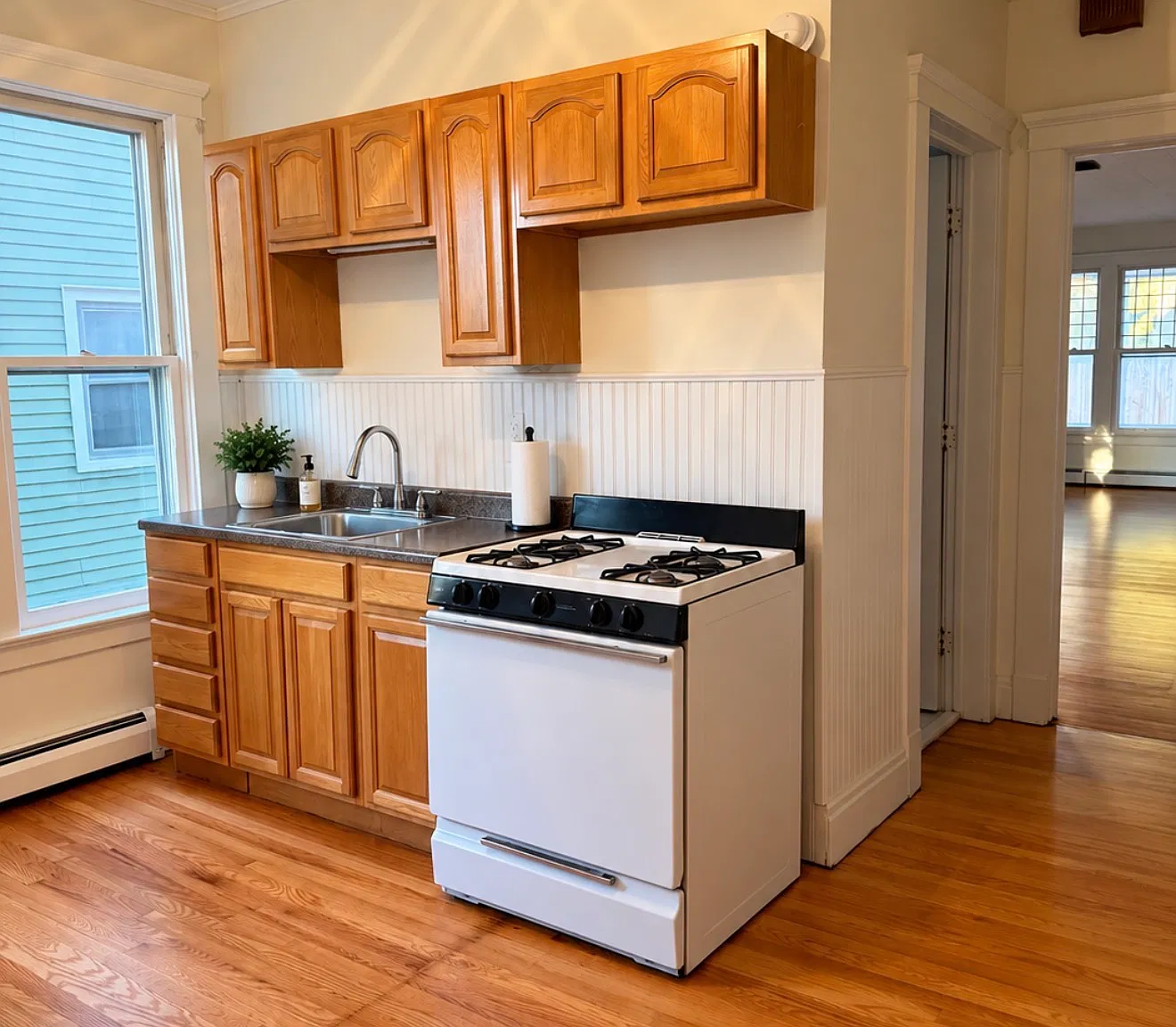 3 bed, $1,850 — Photo 2
