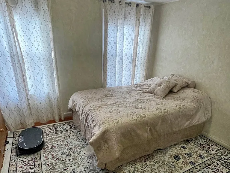 28 Alma St #1 — Photo 5
