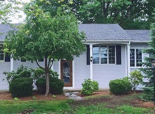 8 Vincent Dr, Middletown, NY 10940