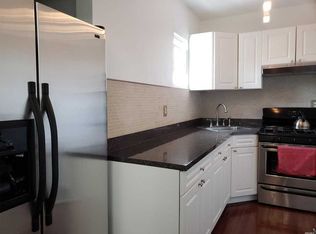 3324 Clearview Expy #2, Bayside, NY 11361