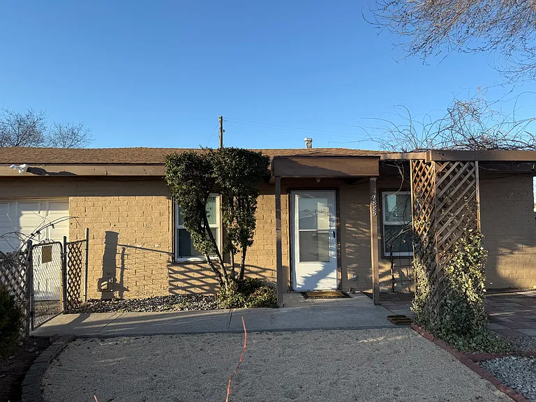 2885 Wrondel Way — Photo 1