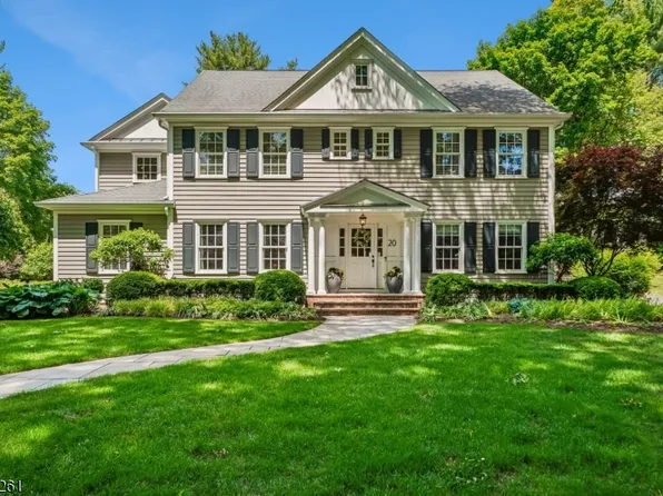 20 Country Club Dr, Chatham Twp., NJ 07928