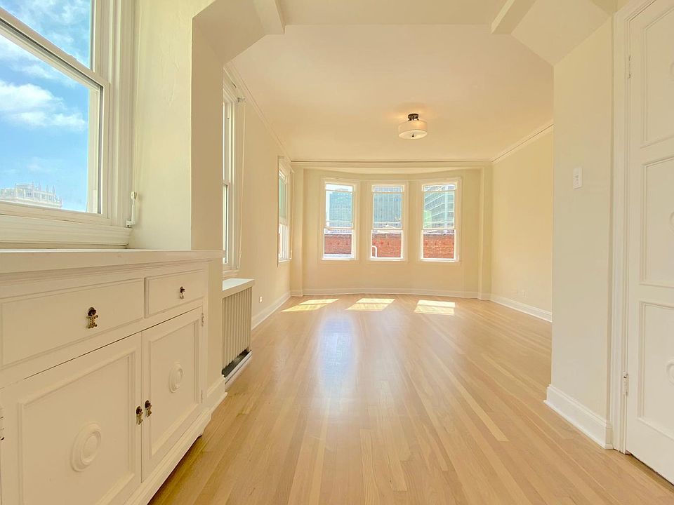 1st image of 640 Mason St APT 606