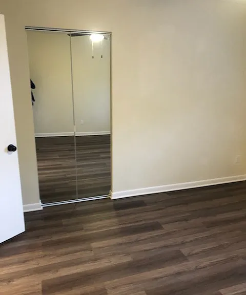 Grinstead Manor Apartments — Photo 16