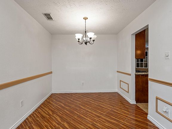 5th image of 18631 Haughland Dr