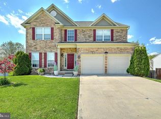 230 Hunter Creek Dr, York, PA 17406