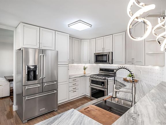 3rd image of 752 Brookside Drive